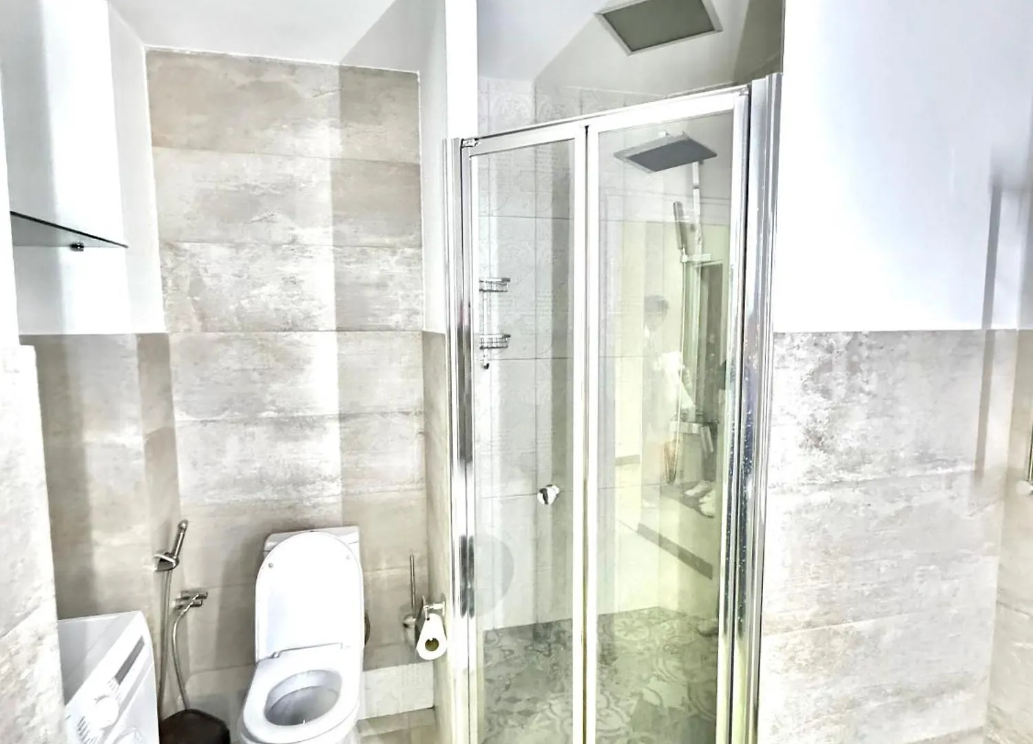 Mega Towers Apartment Almaty